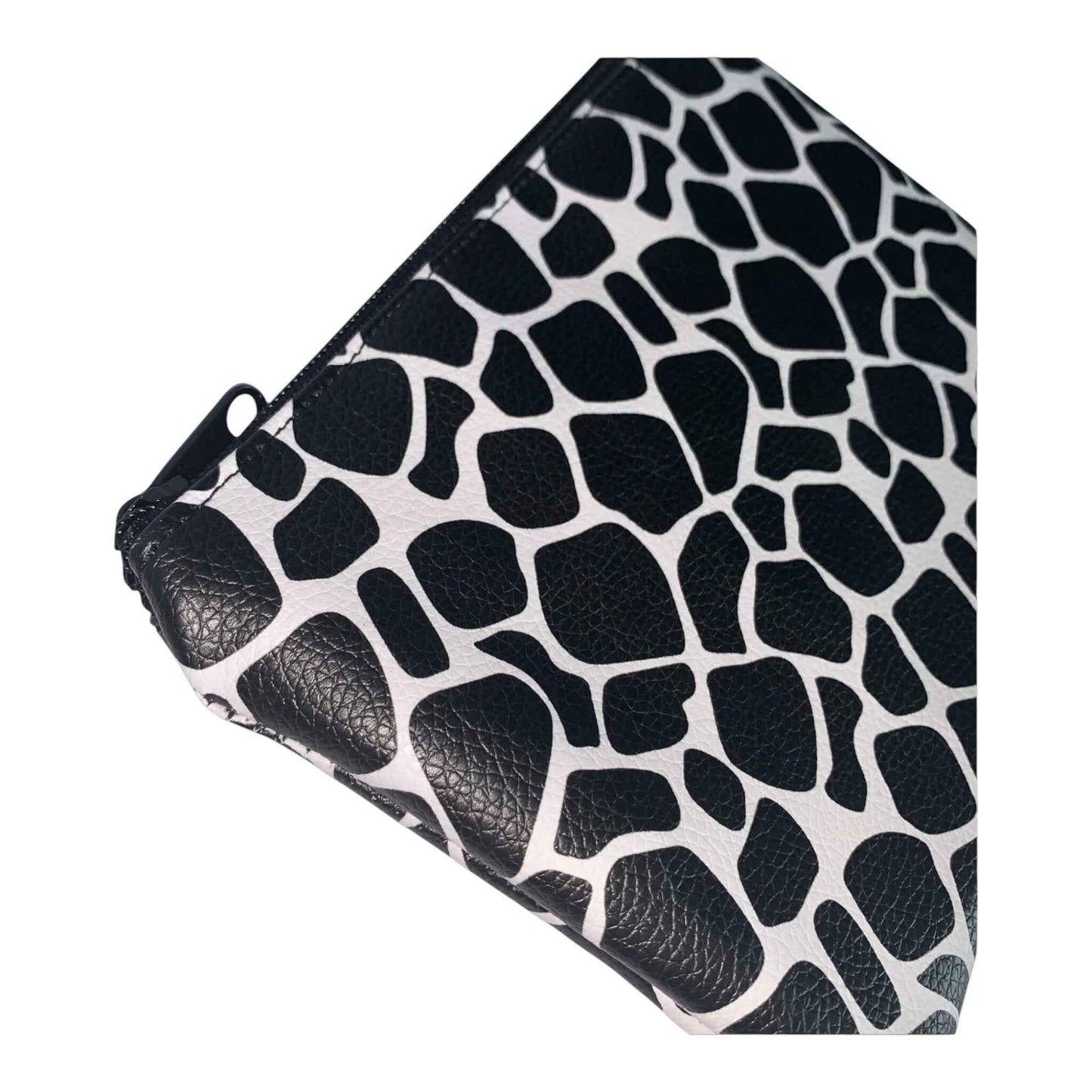 Black & White Giraffe Print Clutch – Faux Leather Animal Print Bag