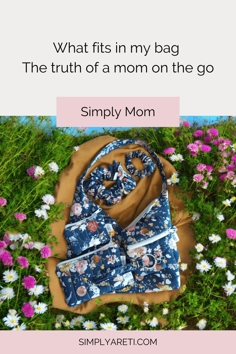 What fits in my bag – The truth of a mom on the go